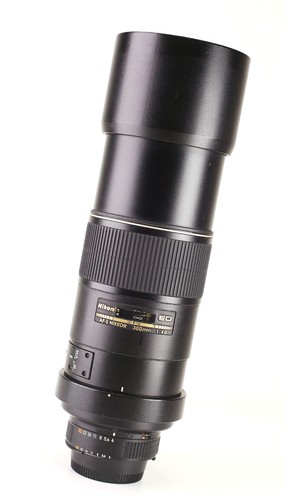 Nikon 300mm d solo - af-s, f4